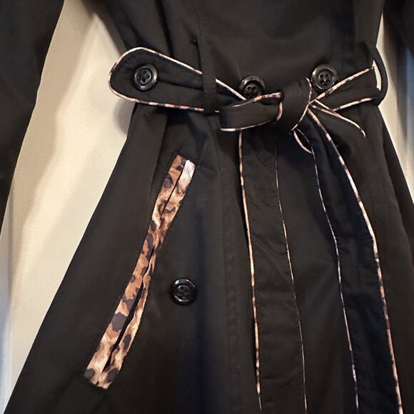 Betsey Johnson Black Button Leopard Detail Trench Coat XS - Picture 2 of 7